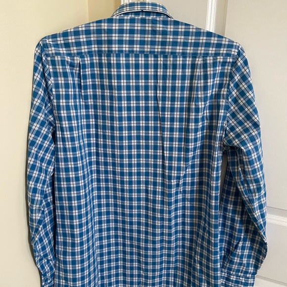 Lacoste Men’s Shirt 42L Regular Fit NWT
Blue and White - Picture 6 of 6